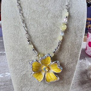 Yellow Rhinestone Flower Pendant Necklace